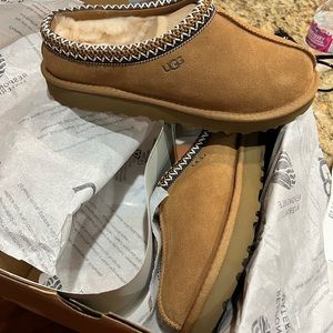 UGG Tasman Slipper Chestnut size 8
